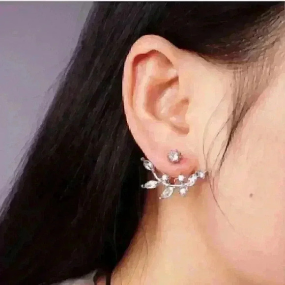 Jewelry - Lotus Flower Earrings Crystal